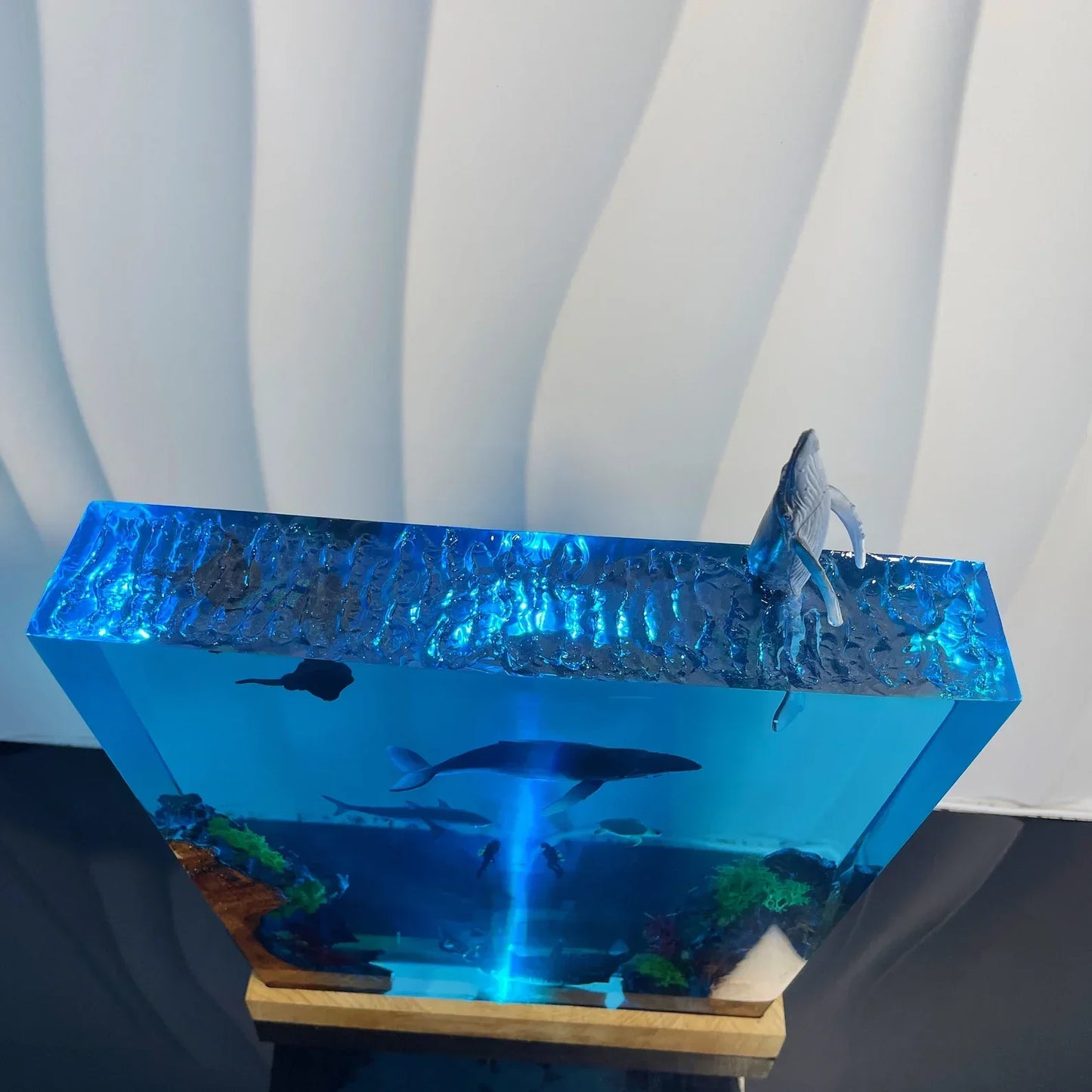 Whale Leaping Ocean Resin Night Light（ Best Gift 🎁 ）