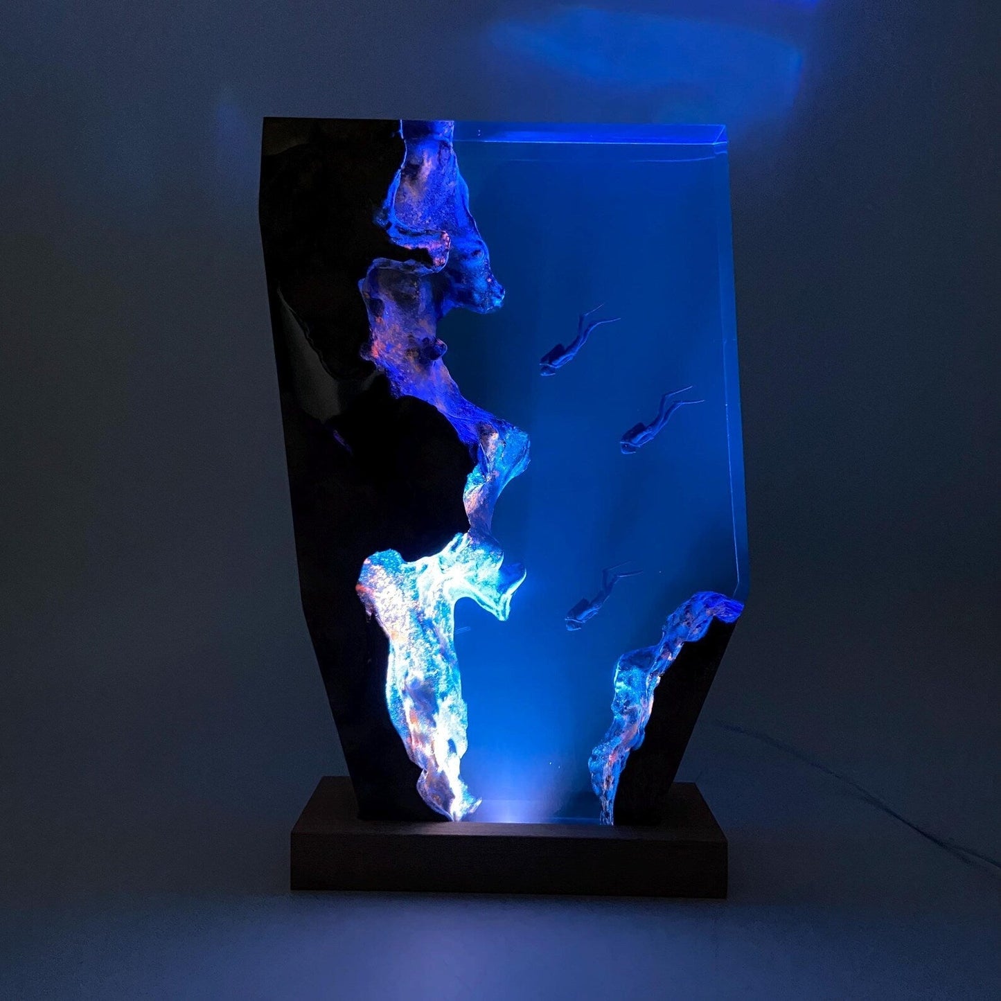Three Divers Resin Night Light, Family Series（ Best Gift 🎁 ）