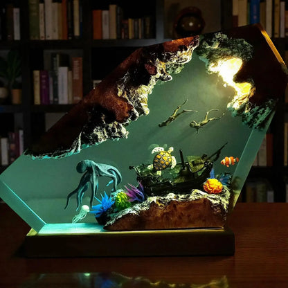 Handmade Resin Ocean Lamp, Octopus Divers Diorama, Wood Base Night Light（ Best Gift 🎁 ）